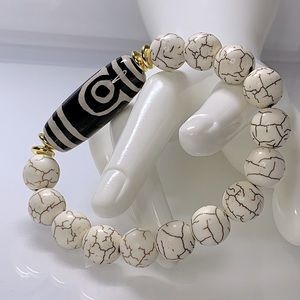BONES & TEETH NATURAL BRACELET size 7”